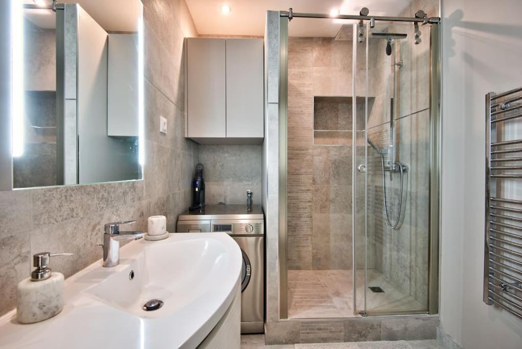 Very Nice 2P With All Comfort, City Center Ac/Wifi Dış mekan fotoğraf